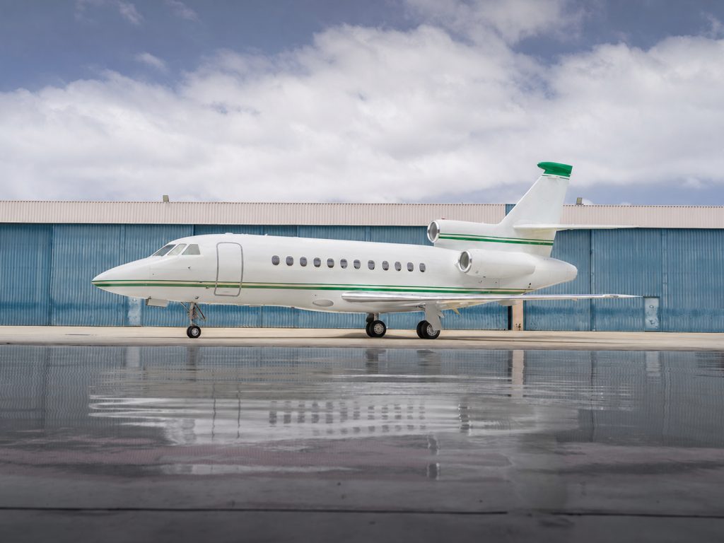 1990 Falcon 900B aircraft sold